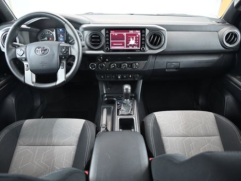 Used 2020 Toyota Tacoma TRD Off-Road image 26