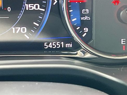 Used 2022 GMC Acadia Denali w/ Denali Ultimate Package FWD image 12