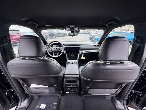 New 2026 Jeep Grand Cherokee Limited AWD/4WD image 22