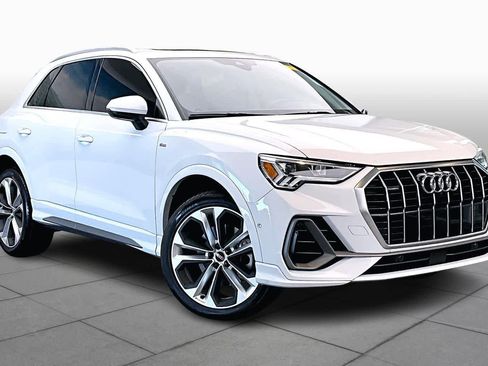 Used 2021 Audi Q3 2.0T Premium Plus w/ Premium Plus Package image 2