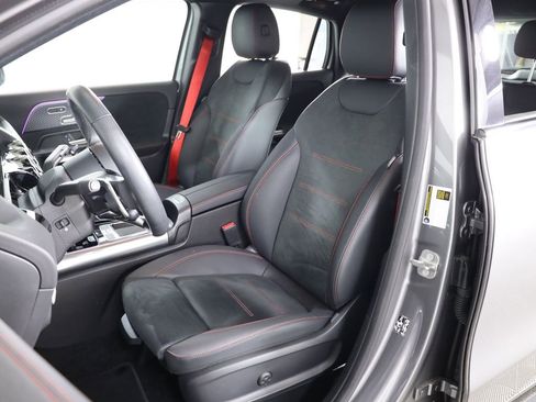 Used 2025 Mercedes-Benz GLA 35 AMG 4MATIC image 36