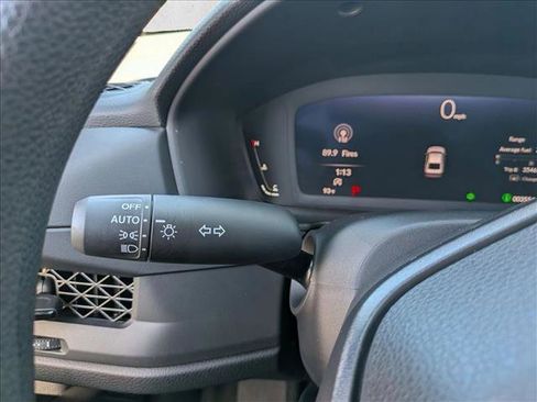 Used 2025 Honda Accord LX image 15