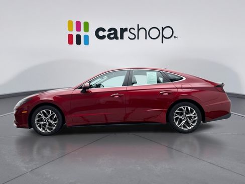 Used 2023 Hyundai Sonata SEL w/ Convenience Package FWD image 2