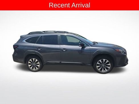 Used 2024 Subaru Outback Limited AWD/4WD image 2