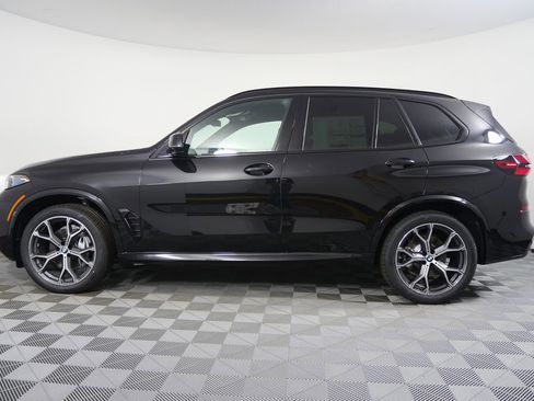 Used 2026 BMW X5 xDrive40i w/ M Sport Package image 6