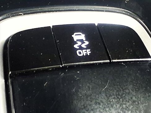 Used 2023 Toyota Corolla LE image 22