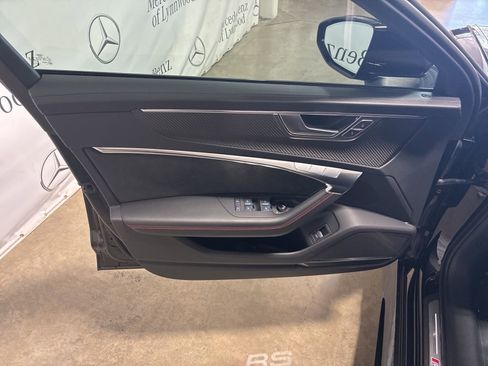 Used 2022 Audi RS 6 w/ Executive Package image 7