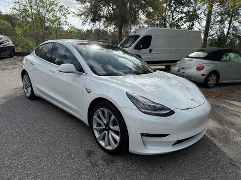 Used 2018 Tesla Model 3 Long Range image 3