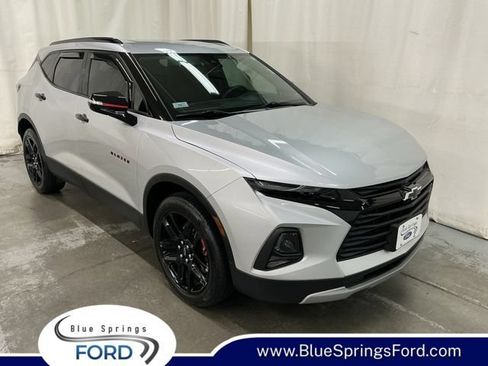 Used 2021 Chevrolet Blazer LT FWD image 1