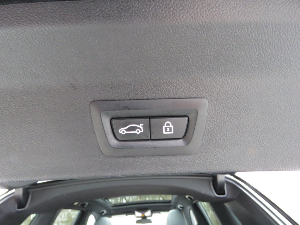 Used 2023 BMW X3 xDrive30i w/ Convenience Package w/ZPA AWD/4WD image 18