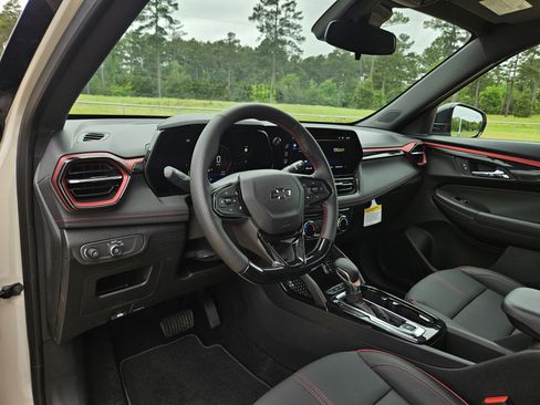 New 2026 Chevrolet TrailBlazer RS w/ Driver Confidence Package FWD image 10