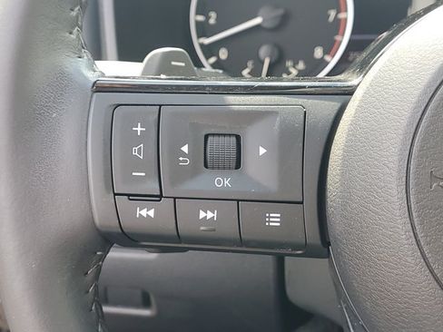 Certified 2023 Nissan Rogue SV w/ SV Premium B Package AWD/4WD image 10