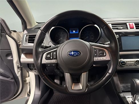 Used 2016 Subaru Outback 2.5i Limited AWD/4WD image 17