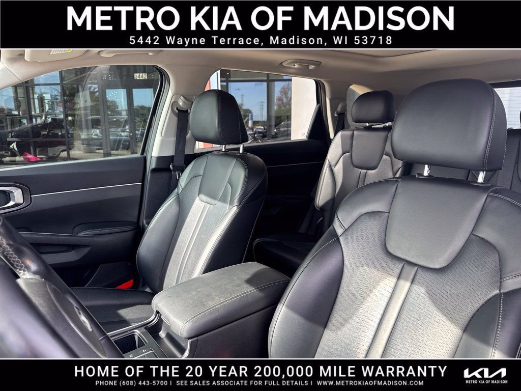 Used 2021 Kia Sorento S w/ Panoramic Sunroof Package AWD/4WD image 19