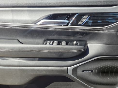 New 2026 Jeep Grand Wagoneer 4WD image 16