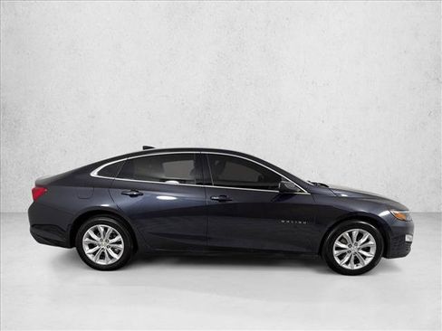 Used 2023 Chevrolet Malibu LT FWD image 2