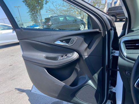 Used 2025 Buick Encore GX Preferred image 20