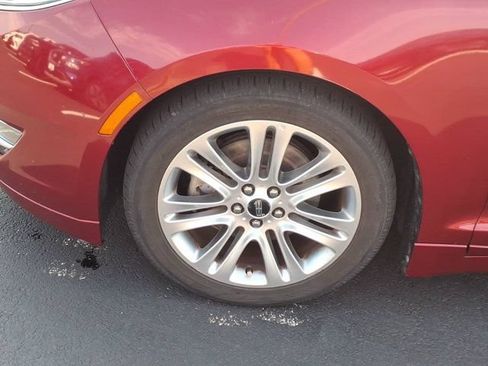 Used 2014 Lincoln MKZ w/ Equipment Group 102A Reserve FWD image 30