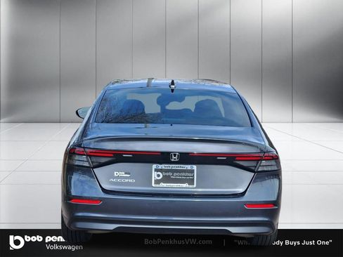 Used 2023 Honda Accord EX image 25