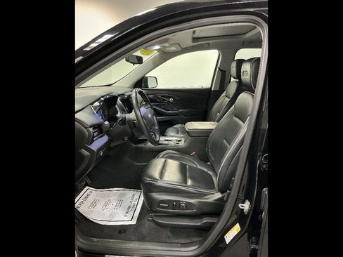 Used 2021 Chevrolet Traverse High Country image 28