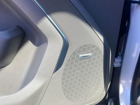 Used 2021 Chevrolet Suburban Z71 w/ Luxury Package image 29