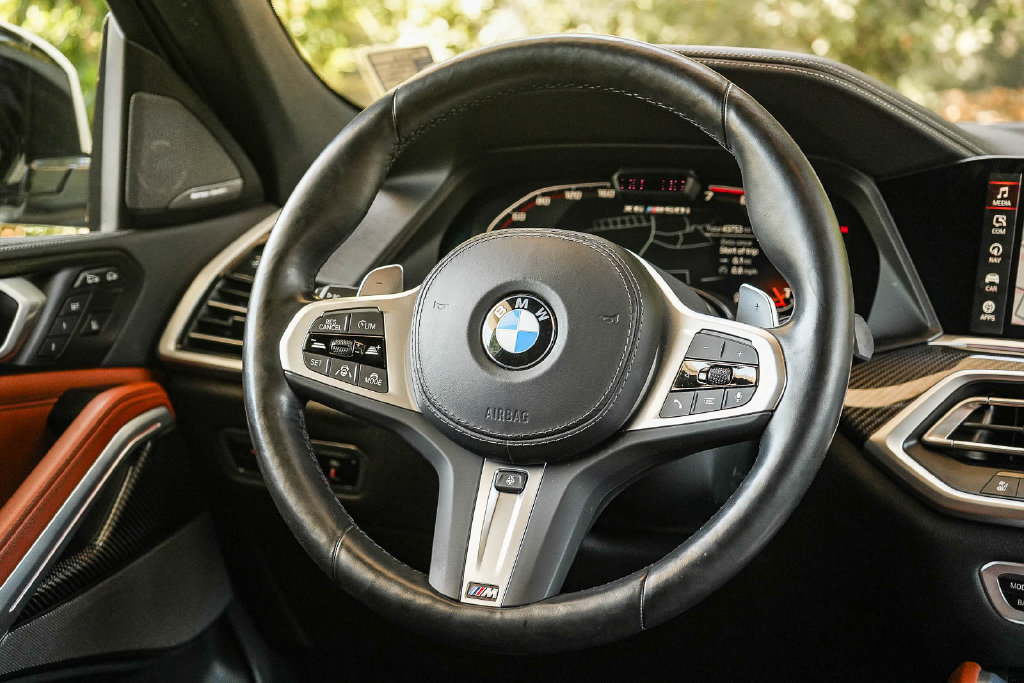 Used 2022 BMW X6 M50i w/ Executive Package AWD/4WD image 14