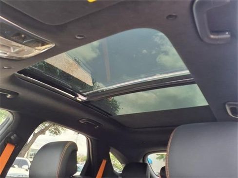 New 2026 Genesis GV70 3.5T Sport Prestige image 9