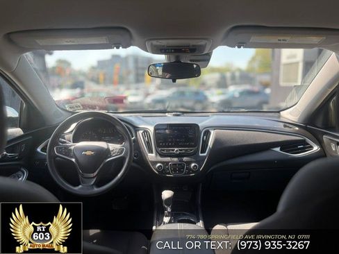 Used 2024 Chevrolet Malibu LT image 10