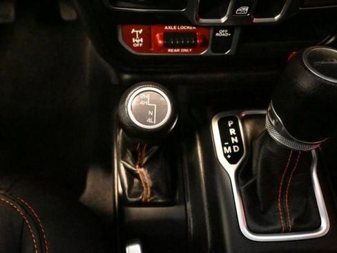 Used 2021 Jeep Gladiator Mojave w/ Trailer Tow Package image 13