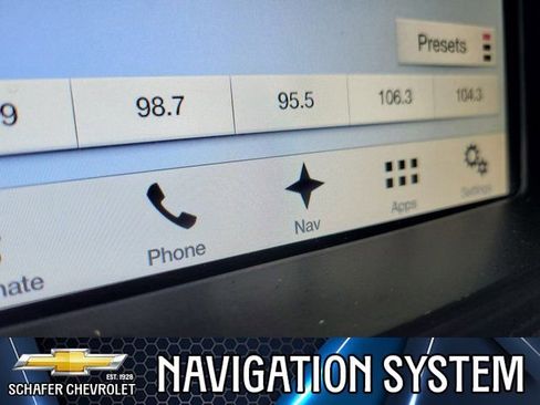 Used 2017 Ford Explorer XLT w/ Equipment Group 202A image 6