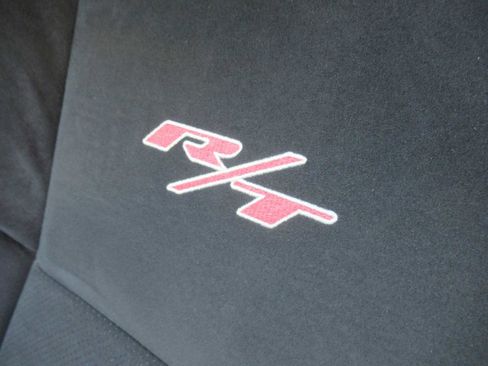 Used 2015 Dodge Challenger R/T Plus image 23