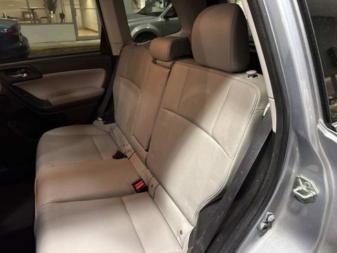 Used 2015 Subaru Forester 2.5i Touring w/ Popular Package #2 image 14