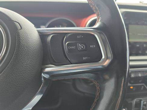Used 2020 Jeep Gladiator Rubicon AWD/4WD image 20