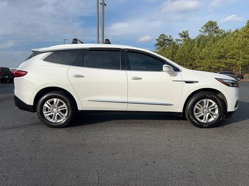 Used 2018 Buick Enclave Essence image 4