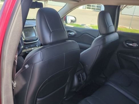 Used 2016 Jeep Cherokee Limited AWD/4WD image 17