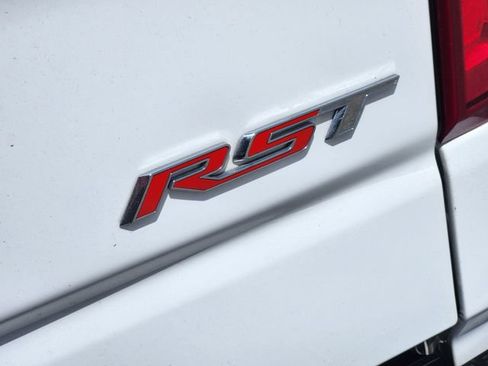 Used 2025 Chevrolet Silverado 1500 RST AWD/4WD image 12