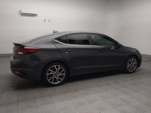 Used 2020 Hyundai Elantra Limited w/ Cargo Package (C1) FWD image 10