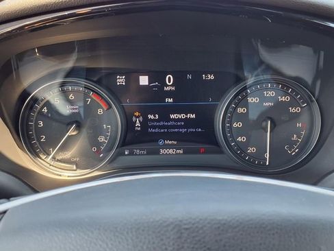 Used 2024 Cadillac XT5 Premium Luxury w/ Technology Package AWD/4WD image 18