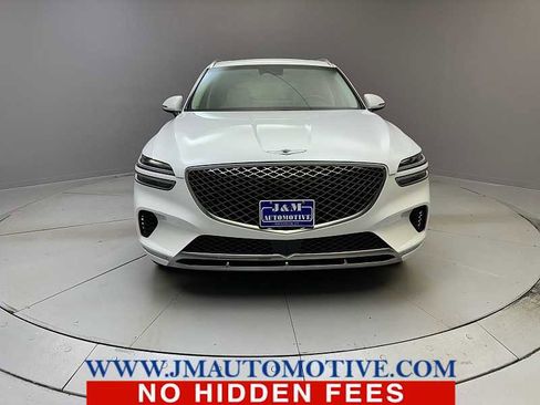 Used 2024 Genesis GV70 2.5T w/ Select Package image 8