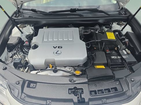 Used 2015 Lexus ES 350 w/ Premium Package FWD image 12