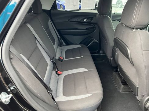 Used 2023 Chevrolet TrailBlazer LT FWD image 27