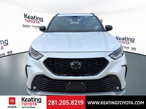 Certified 2024 Toyota Highlander XSE image 2