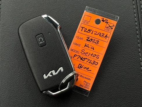 Used 2023 Kia Seltos SX image 42