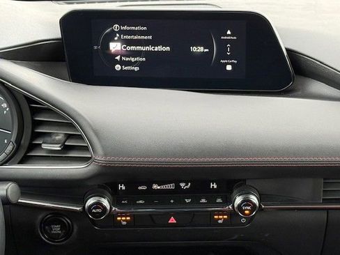 Used 2024 MAZDA MAZDA3 s image 19