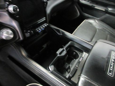 Used 2020 RAM 1500 Limited AWD/4WD image 22