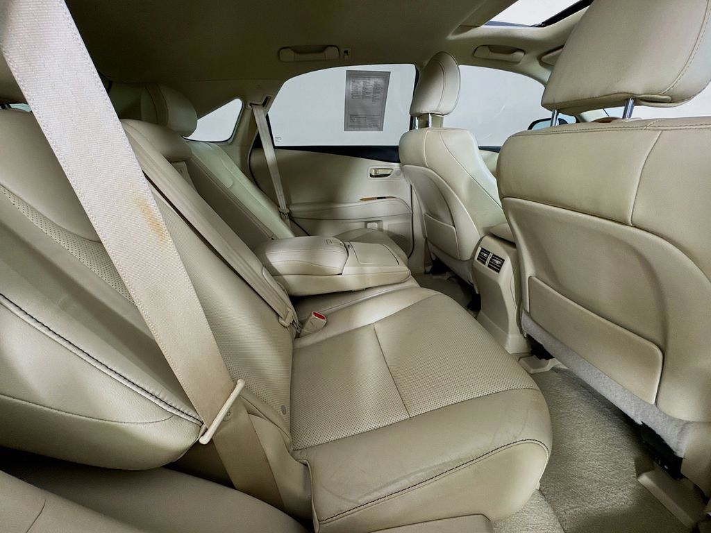 Used 2015 Lexus RX 450h FWD image 36