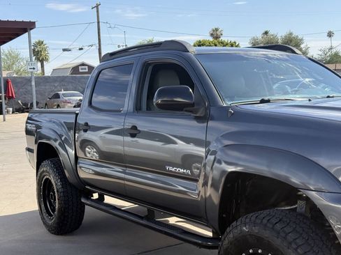 Used 2013 Toyota Tacoma PreRunner w/ TRD Off-Road Pkg RWD image 20