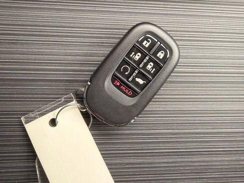 New 2026 Honda Odyssey Touring image 14