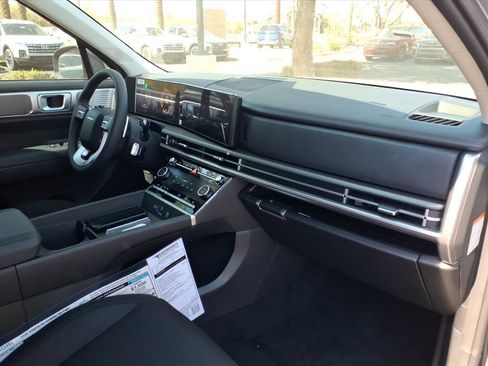 New 2026 Hyundai Santa Fe SE image 6