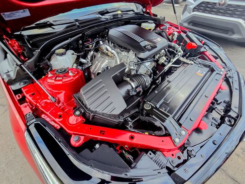 Used 2025 Cadillac CT4 Luxury image 40